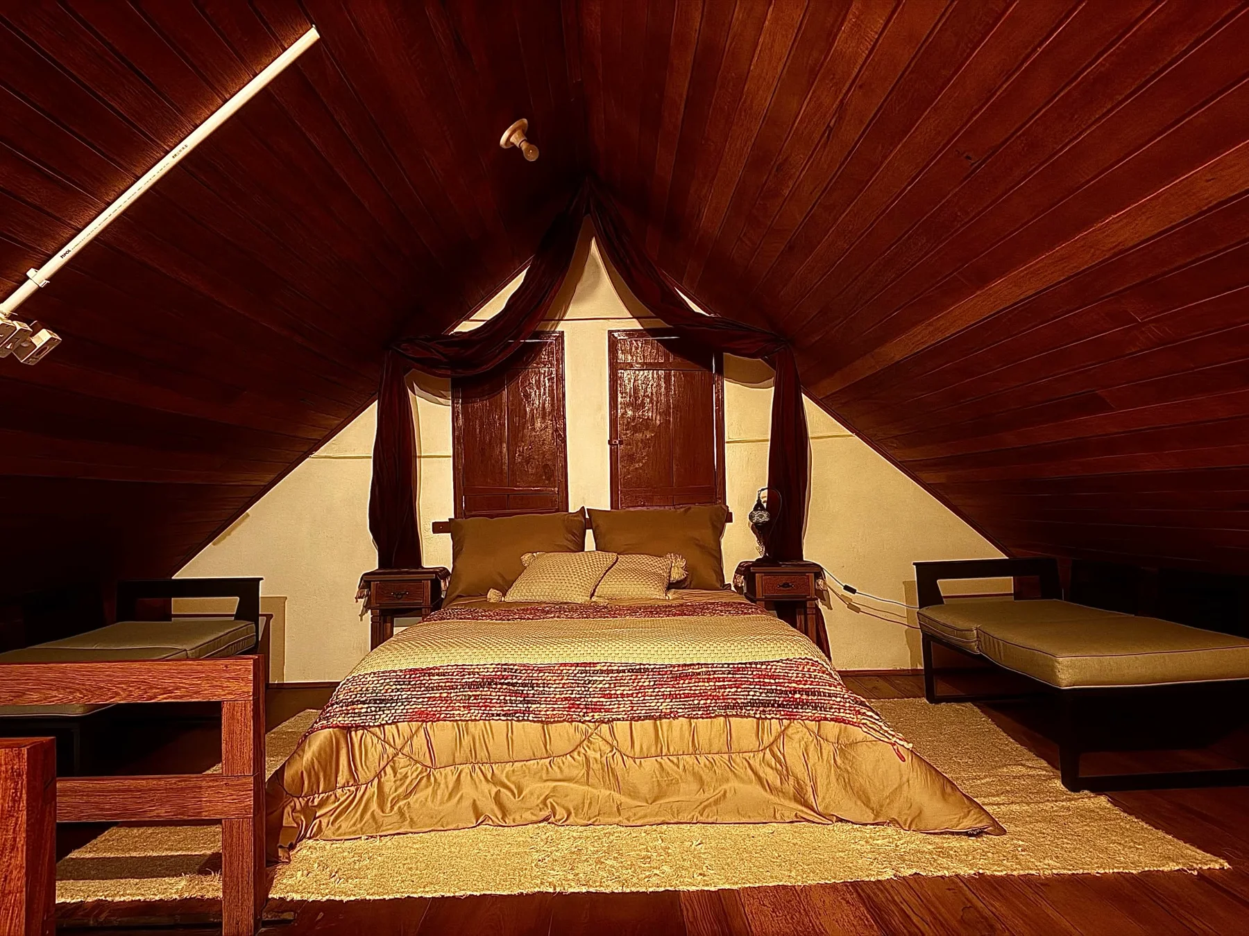 Depois — Quarto Mezanino